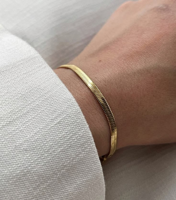 18K Gold-Plated Herringbone Bracelet (Anti-Tarnish)